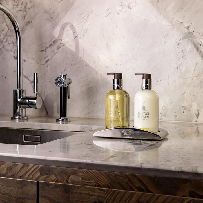 Molton Brown Elemental Arc