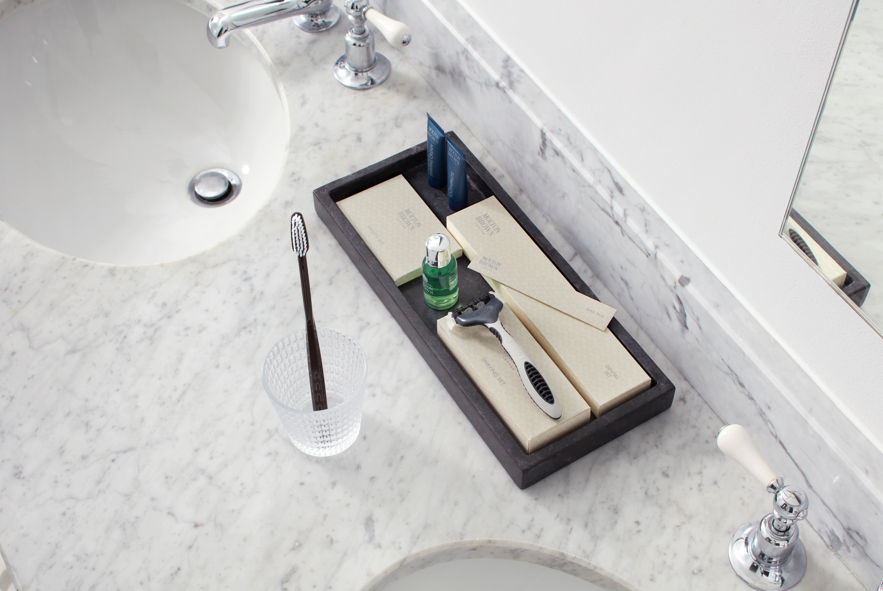 Molton Brown Dental Kit